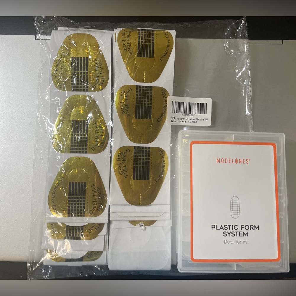 Set of 200 nail forms horseshoe shape and 120pcs of modelones nail dual forms